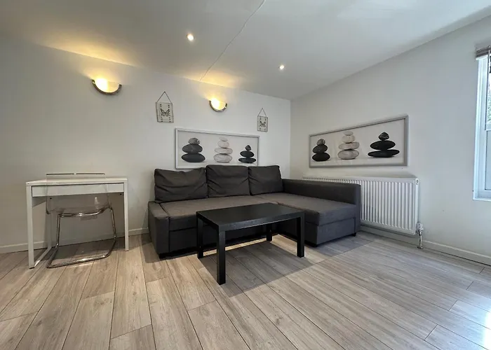 Stunning Flats Edgware Road Central London Apartment