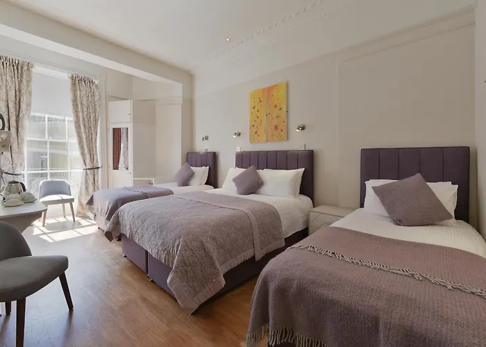 Harlingford Hotel London