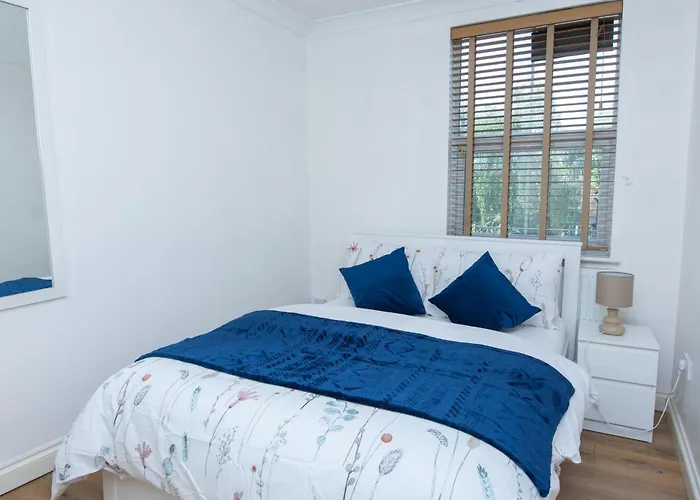 Evergreen Apartments-Flat 4, London