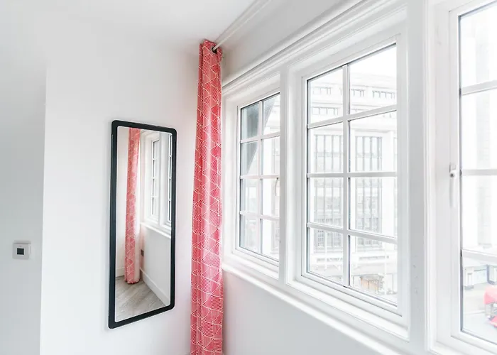 The Apartments Kensington High Street Londra