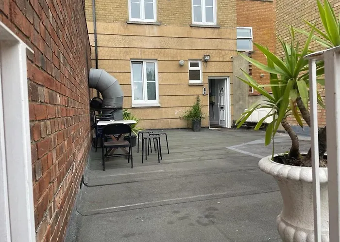 Studio Flat Without Kitchen At Kentish Town