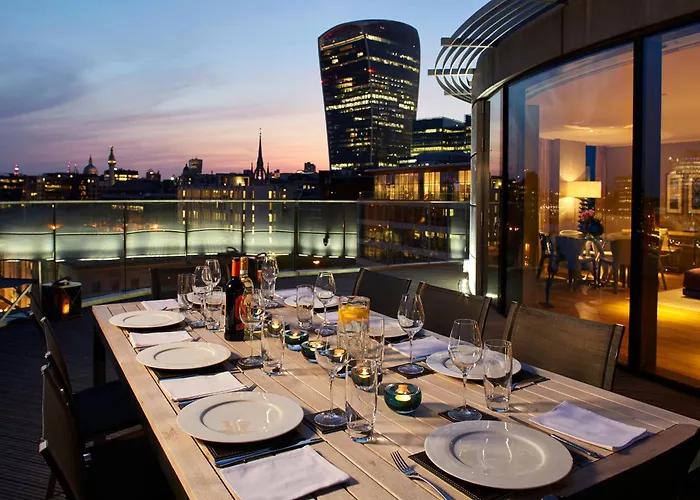 Cheval Three Quays At The Tower Of London Aparthotel