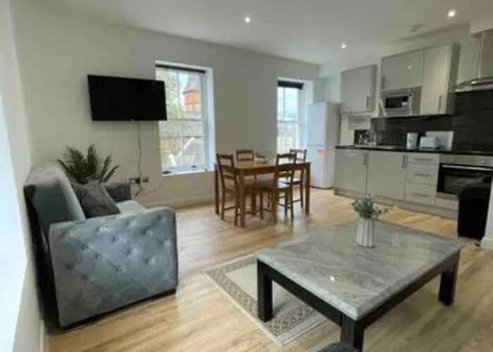 Battersea Central Flat For 4 15 Mins To London Eye/Power Station Bs4