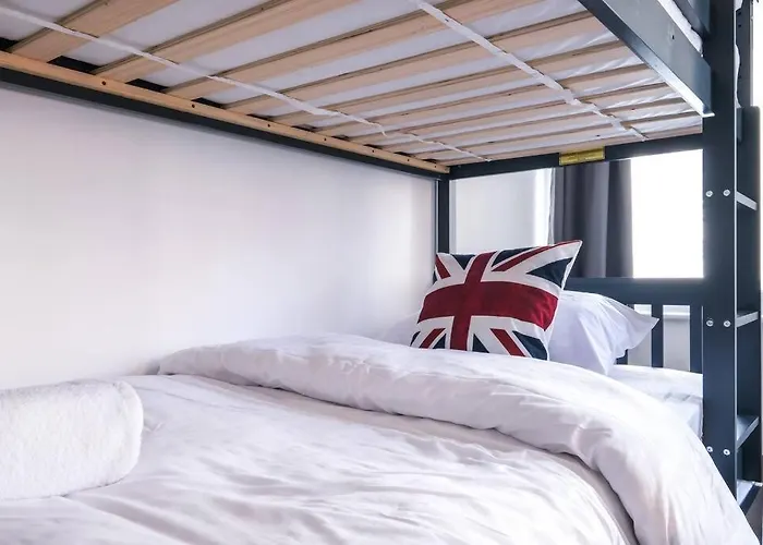 Quaint And Spacious Piccadilly Sleep 6 Vrd Londres