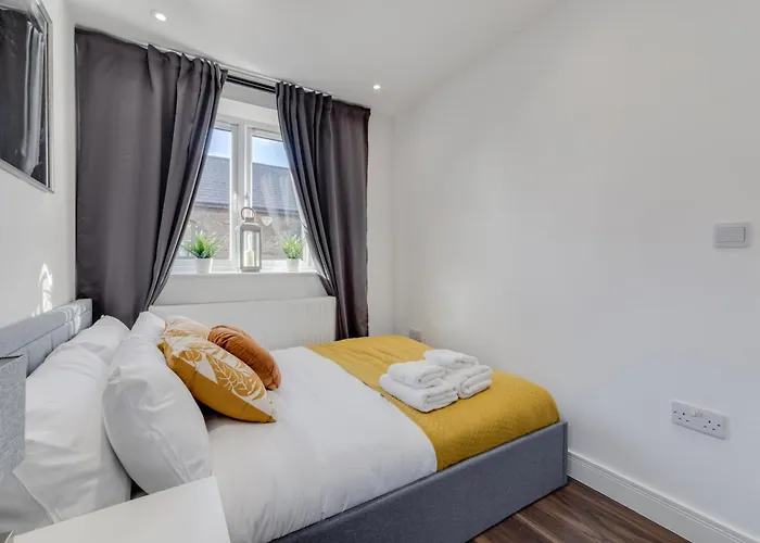 Modern 1 Bed - Nine Elms, Battersea