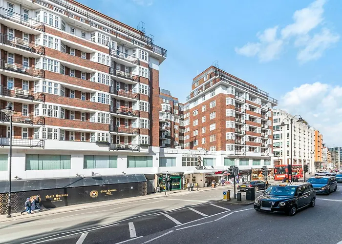 2Bd Flat Opp Harrods - Sleeps 5