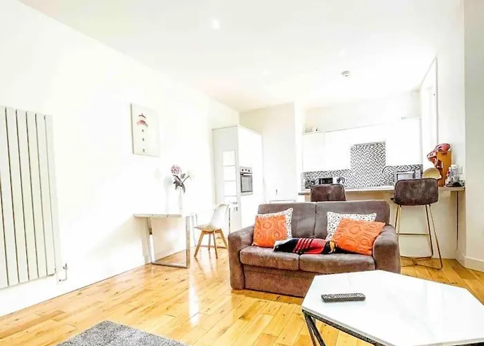 2 Bed