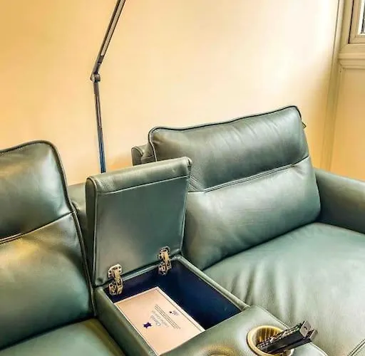 Luxury Apartment London