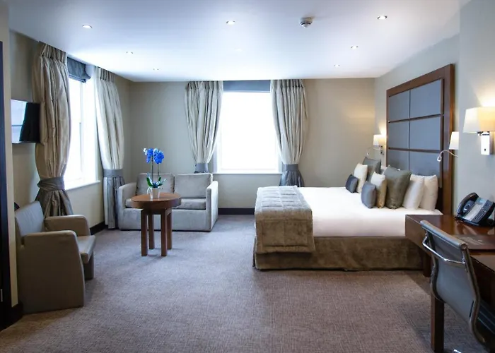 Rochester Hotel By Blue Orchid Londra
