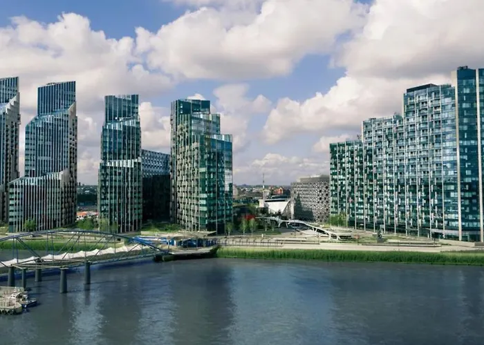 O2 Greenwich Central City Stays London