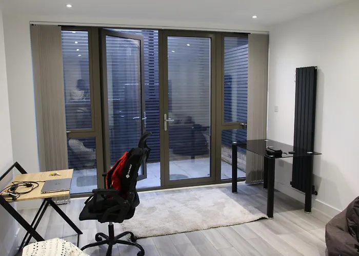 Brand New Greenwich House-Heart Of London-Great Connections To Central London