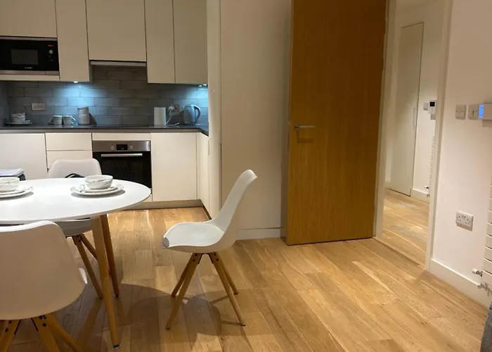 Simply Lux Apartment London