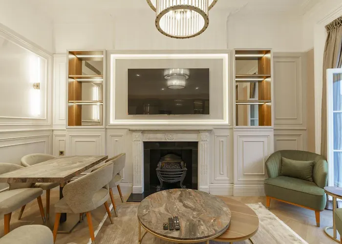Holland Park Residence