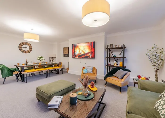 Modern London Luxury 3Bed 3Bathroom Retreat 6Hs