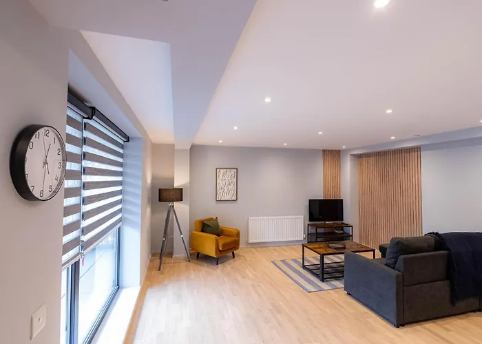 Luxurious Apartments Hackney Near Train Station London