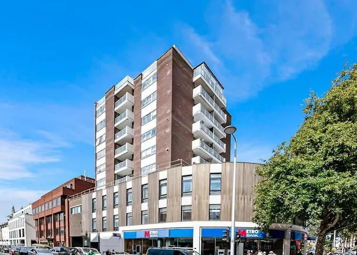 Stunning Flat In Chelsea, Kings Road With Balcony Apartment London