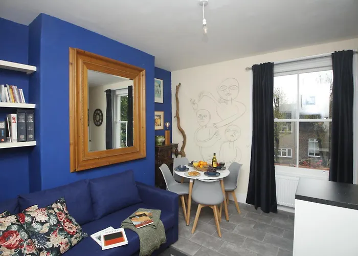 Camden Town Central Contemporary Apartment In