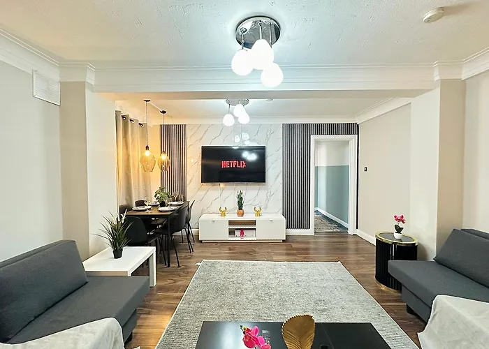 Hyde Park Comfortable Two Bedroom Apartment Londres
