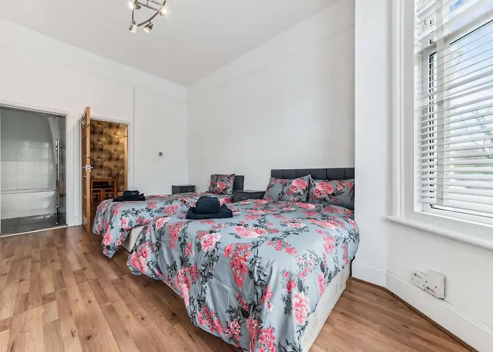 Cozy Wimbledon