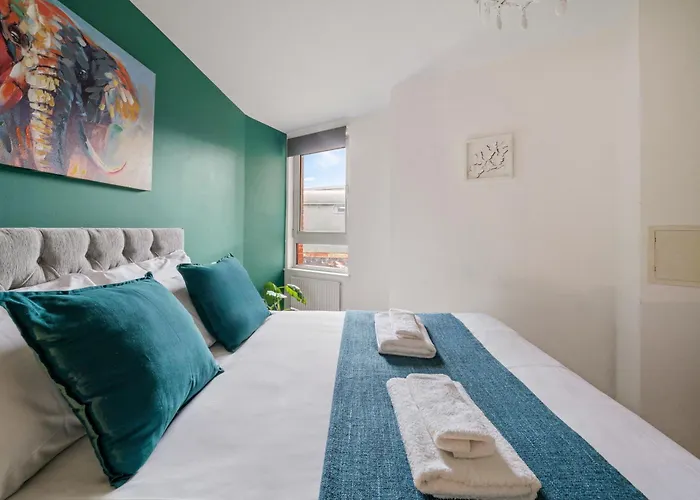 Modern 2 Bedroom In Islington Close To Station