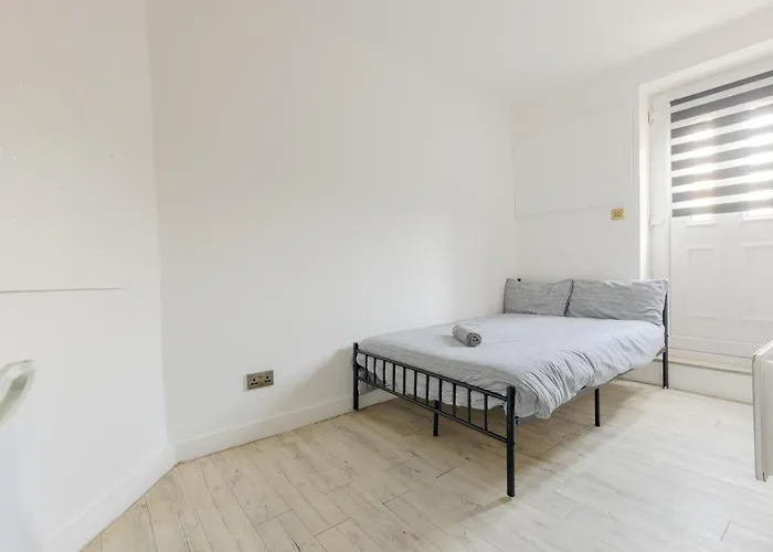Tower Apartment'S