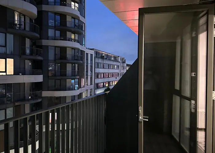 Central Artistic Flat