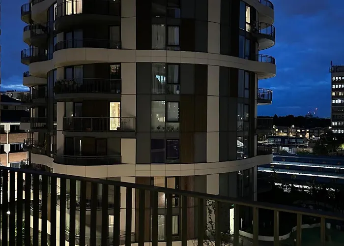 Central Artistic Flat