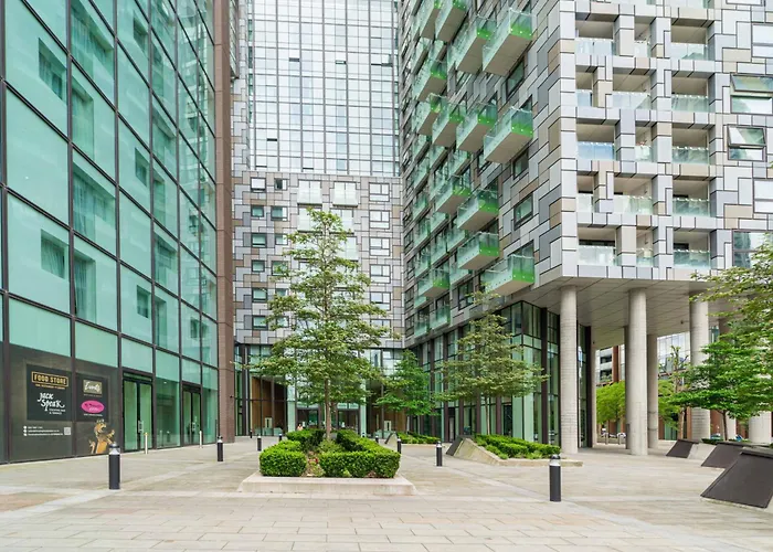 Stylish And Comfortable Canary Wharf Apartment Perfect For Long Stays