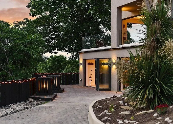 The Ridge London - Luxury Designer Villa With Hot Tub And Sauna, Bexley Borough Of London