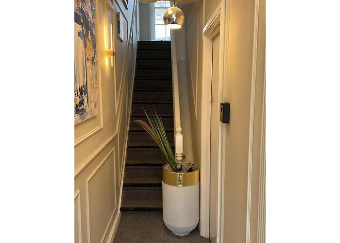 F3- Gorgeous 1 Bed Flat Near Edgware Road Station Apartment London