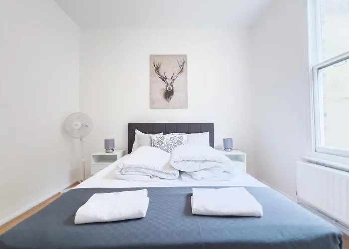 Pleasant 1 Bedroom Camden Apartment -On 1St Floor Londres