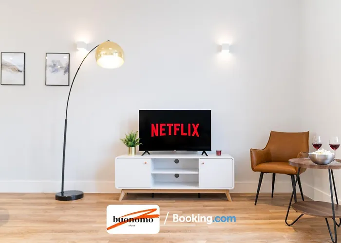 Two Bedroom At Buonomo Stays Short Lets & Serviced Accommodation Close To Wimbledon Tennis Courts
