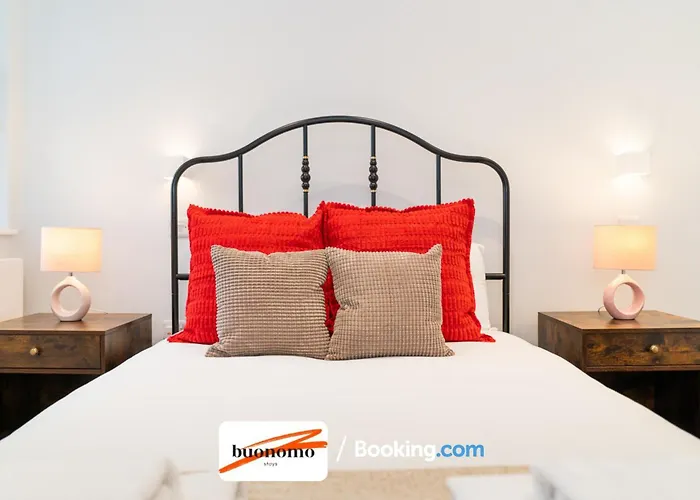 Two Bedroom At Buonomo Stays Short Lets & Serviced Accommodation Close To Wimbledon Tennis Courts