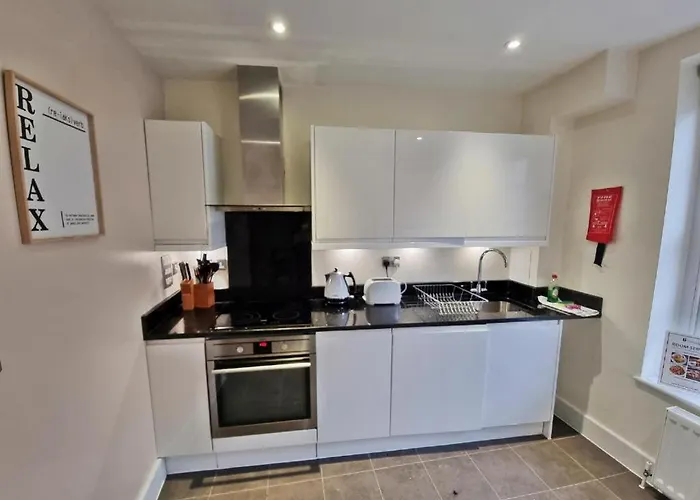 2Bedrooms Liverpool St Station Apt