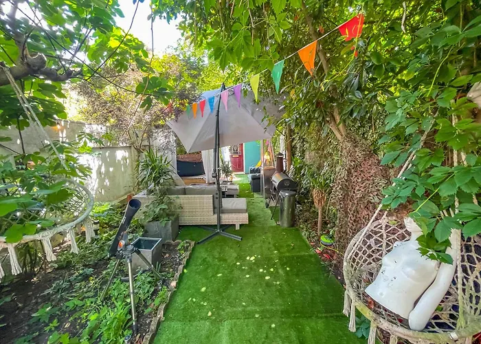 Double Room With Tv And Garden Hot Tub
