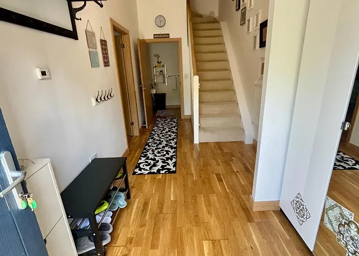 Two Double Bedroom Duplex Flat London