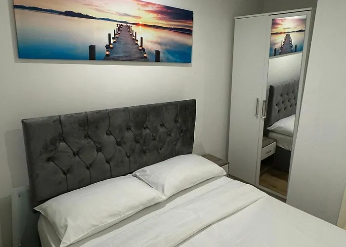 Cozy Two Bedroom Apartment Sleeps 6 Near Camden Market Hw10 London
