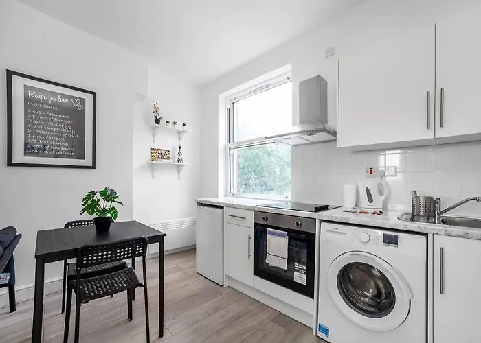 Excellent Location 1 Bed Flat By Tower Bridge