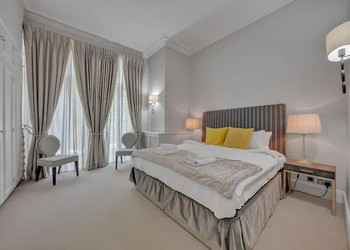 Knightsbridge - Hans Place s