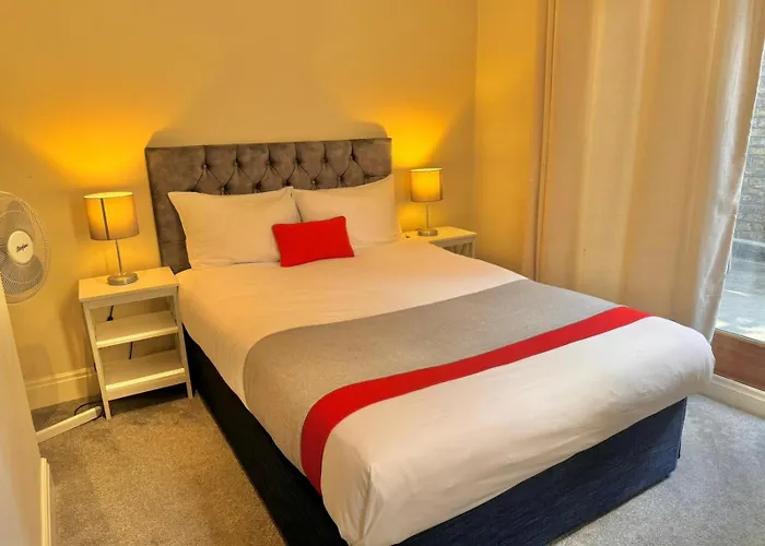 The Beverley Apartments London - Victoria