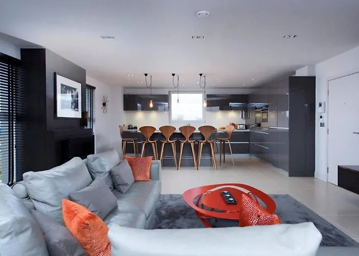 Penthouse Apartment In The Heart Of London