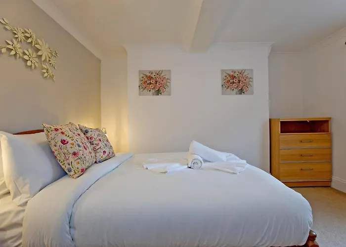 Imperial Horseferry Road Apartment London