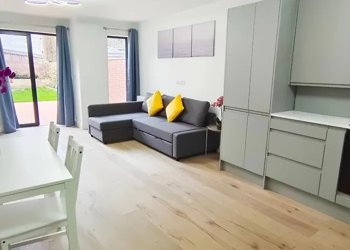 Spacious 2B2B With Garden In Hammersmith