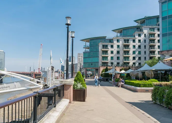 83 Anchor House