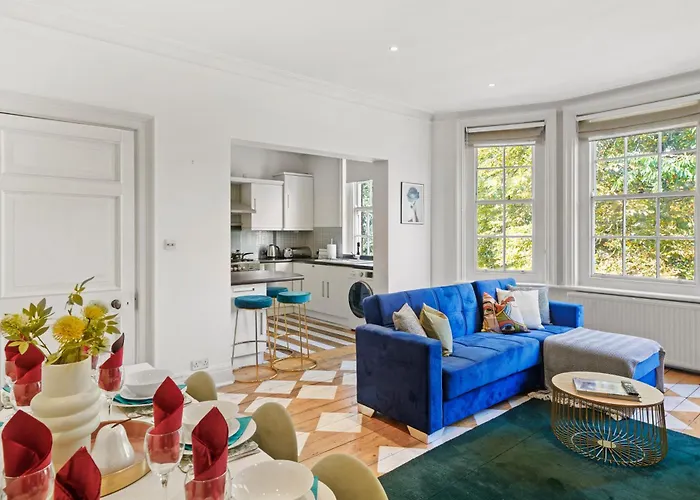 Modern Deluxe 3 Bed In Putney - Parking