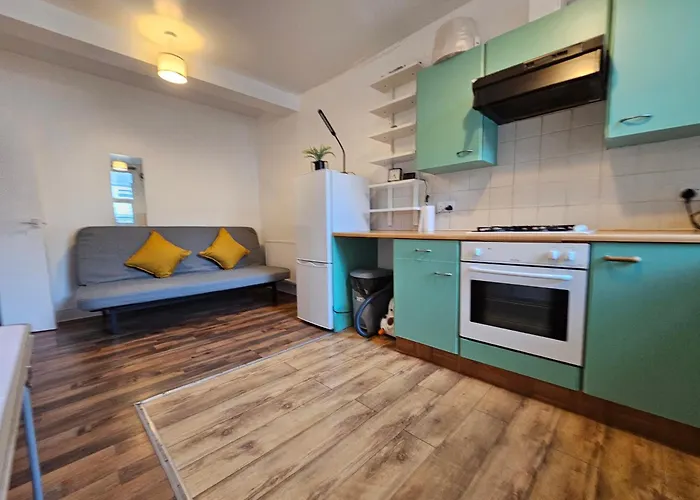 Apartment Close To City Londra