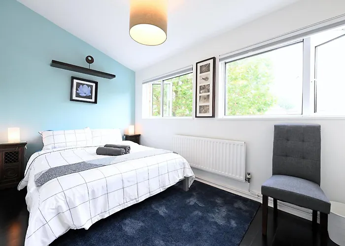 4 Bedroom Patio House Regent'S Park - Parking London