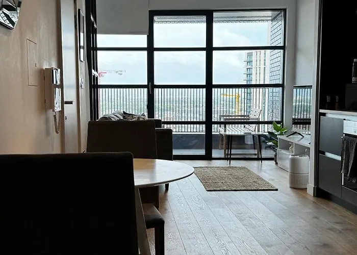 1 Bedroom Private Balcony, Perfect Location