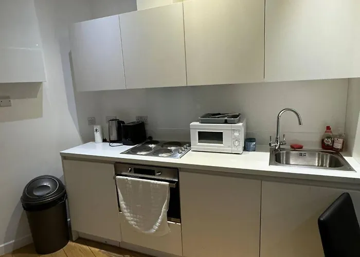 Classic Studio For 4 In Piccadilly Soho Central London Vr3