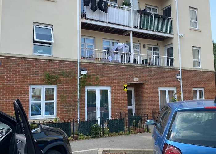 Flat 1 Emmanuel Court